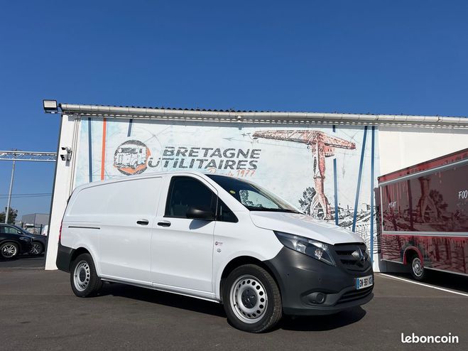 Mercedes Vito 30950 ht 4x4 Long 9G-Tronic ATELIER Blanc de 2023