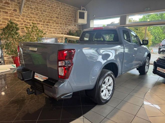 Isuzu Dmax x 1.9 D - BVA 4x4 N60 2020 PICK UP SPACE Gris de 2024