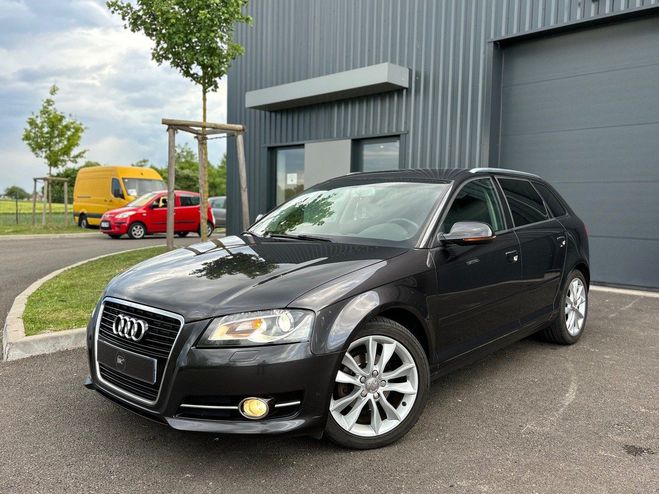 Audi A3 SPORTBACK 1.6 TDI 105CH DPF START/STOP A Noir Mtallis de 2011