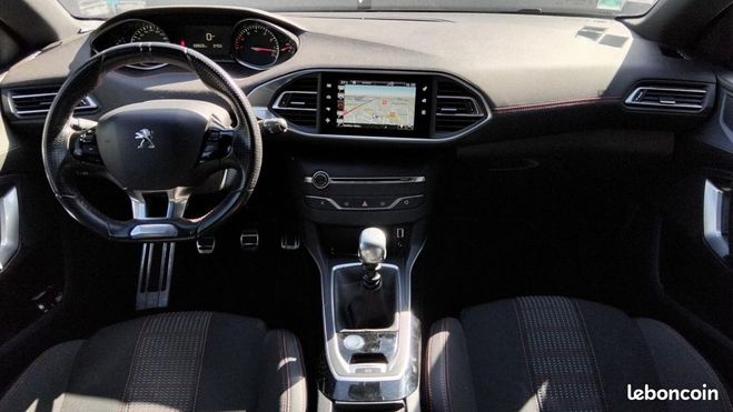 Peugeot 308 GENERATION-II 1.2 130 GT LINE DISTRI OK Blanc de 2017