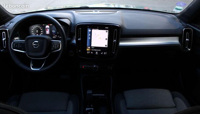 Volvo XC40 T5 RECHARGE PLUS 180 H + 82 ch DCT 7 Vert de 2022