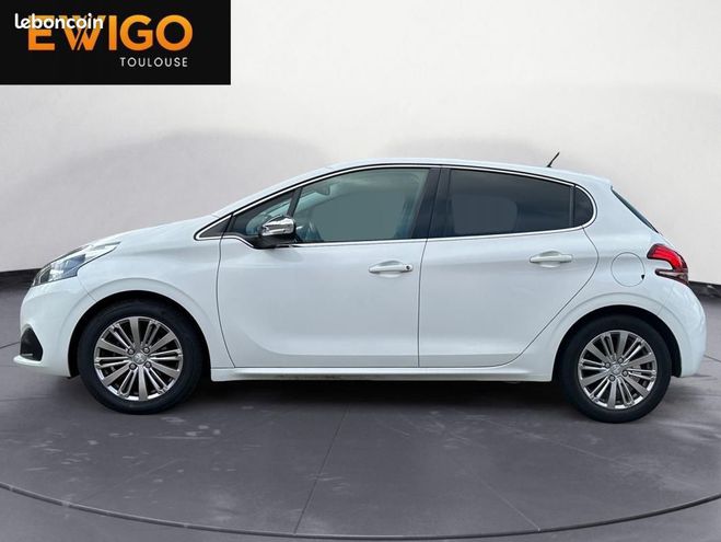 Peugeot 208 GENERATION-I 1.2 PURETECH 80 ALLURE Blanc de 2018