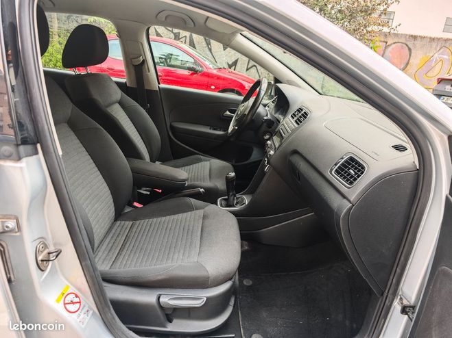 Volkswagen Polo 1.6 TDI 90ch Confort line 5p Gris de 2012
