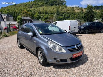  Voir détails -Opel Corsa 1.2i 80CH à Darntal (76)