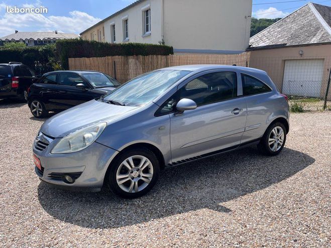 Opel Corsa 1.2i 80CH Bleu de 2007