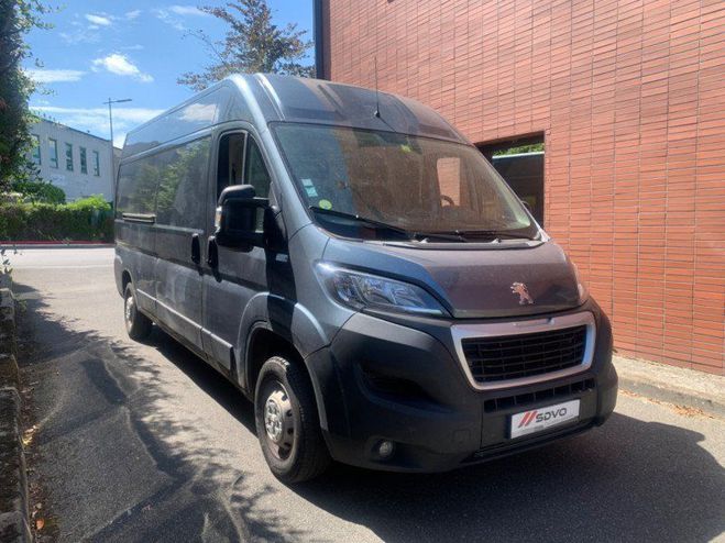 Peugeot Boxer FG 435 L3H2 2.0 BLUEHDI 130 PREMIUM 15 0 Gris C de 2020