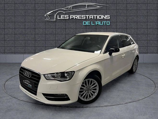 Audi A3 III 1.6 TDI 105ch FAP Ambiente S tronic  BLANC de 2013