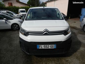  Voir détails -Citroen Berlingo BlHDi 100cv Driver à Vaulx-en-Velin (69)