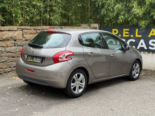 Peugeot 208 1.2 VTi 82ch Allure -1re MAIN- 36000km- Gris de 2013