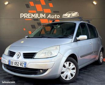  Voir détails -Renault Scenic II 1.6 16v 110ch Expression Radar de Rec à Chignin (73)