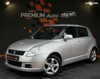  Voir détails -Suzuki Swift III 1.3 92 Cv 4x4 4 Roues motrices Clima à Chignin (73)
