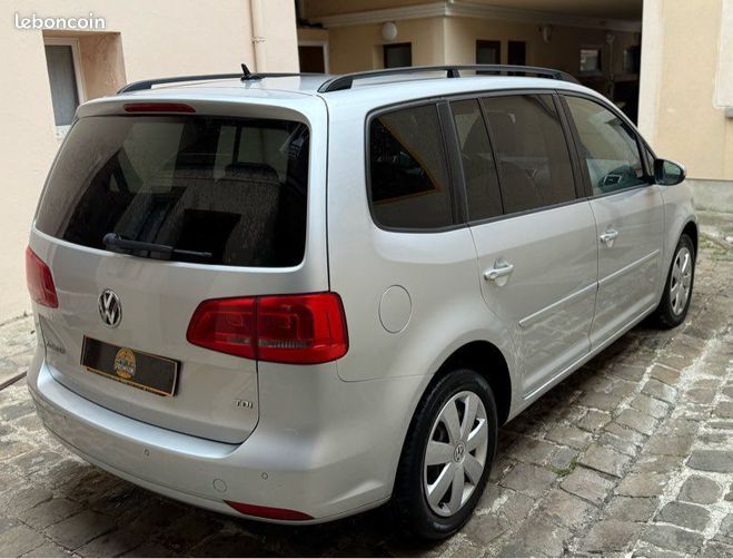 Volkswagen Touran 1.6L Tdi 105cv Bva 7place Gris de 2011
