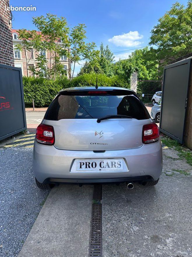 Citroen DS3 1,6HDI 92 ch Gris de 2010