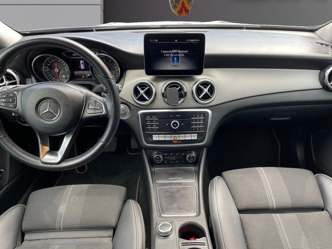 Mercedes Classe GLA BUSINESS 180 7-G DCT Executive // FULL E Gris de 2019