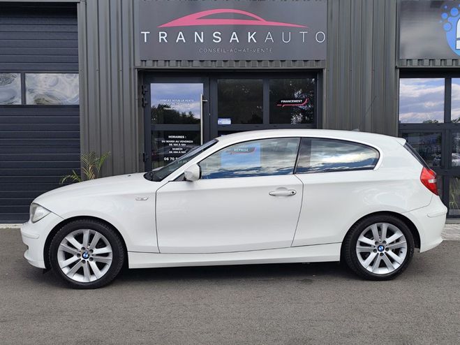 BMW Serie 1 e81 118i 143 ch edition confort radar de BLANC de 2011