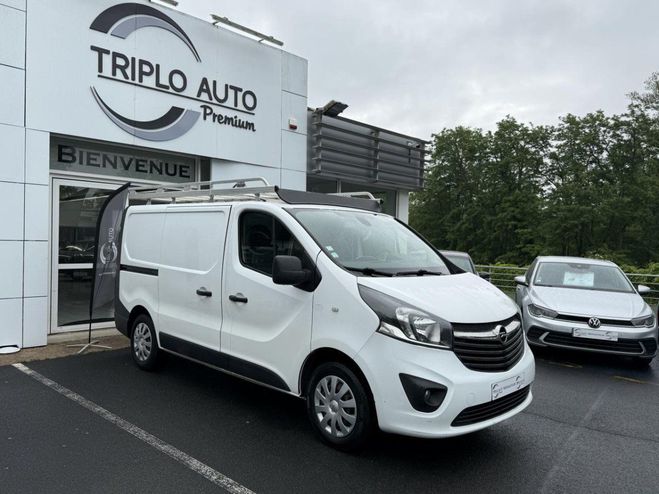 Opel Vivaro L2H1 - 1.6 CDTI 115 Pack Clim - ATTELAGE BLANC de 2014