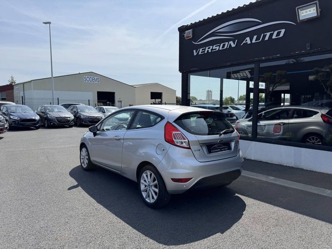 Ford Fiesta 1.0 EcoBoost 100 TITANIUM CLIM LED TEL U GRIS de 2015