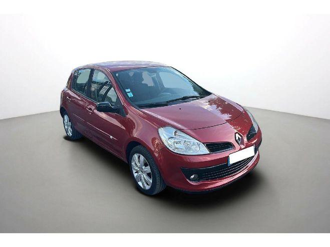 Renault Clio Clio 1.6 16V 110 Dynamique Proactive A Rouge de 2007