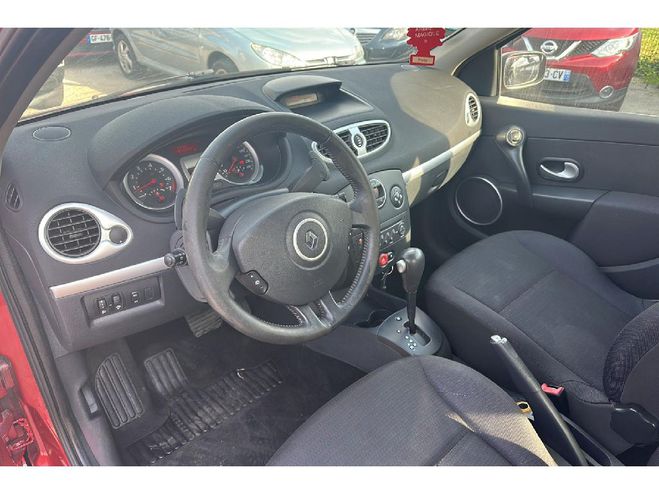 Renault Clio Clio 1.6 16V 110 Dynamique Proactive A Rouge de 2007