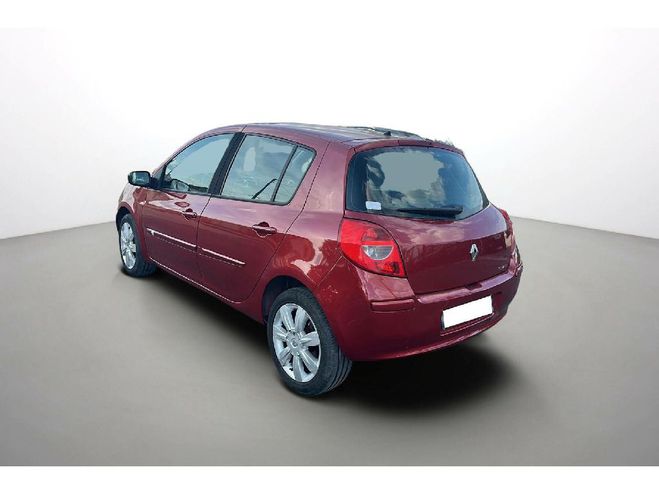 Renault Clio Clio 1.6 16V 110 Dynamique Proactive A Rouge de 2007