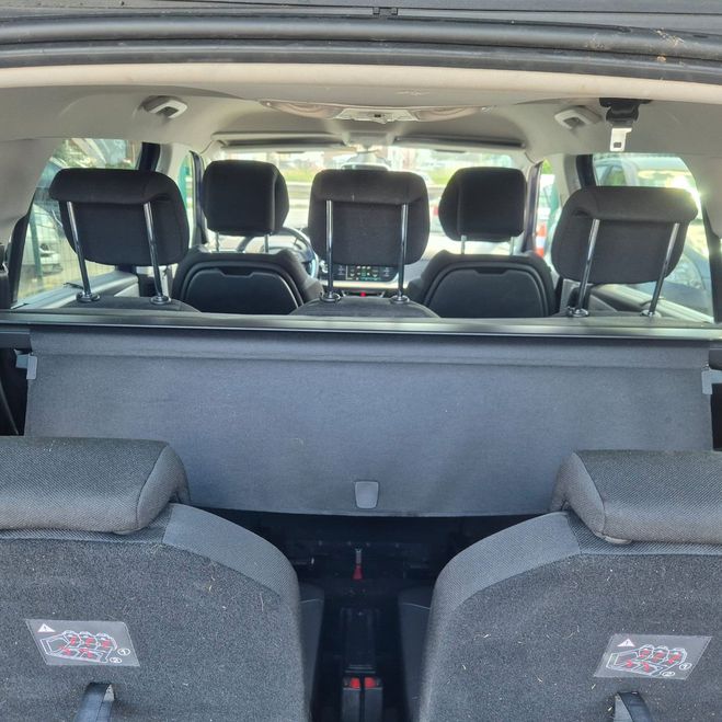 Citroen Grand C4 Picasso II (2) 1.2 130 S&S MILLENIUM EAT6 Bleu de 2017