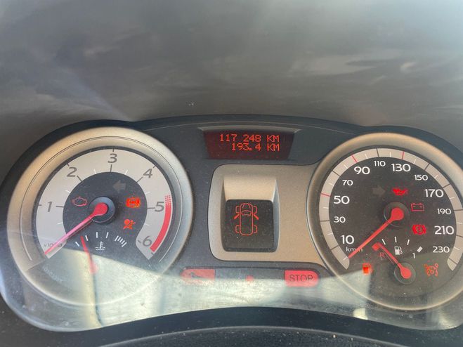 Renault Clio III 1.5 DCI 85 CONFORT DYNAMIQUE 5P Noir de 2007