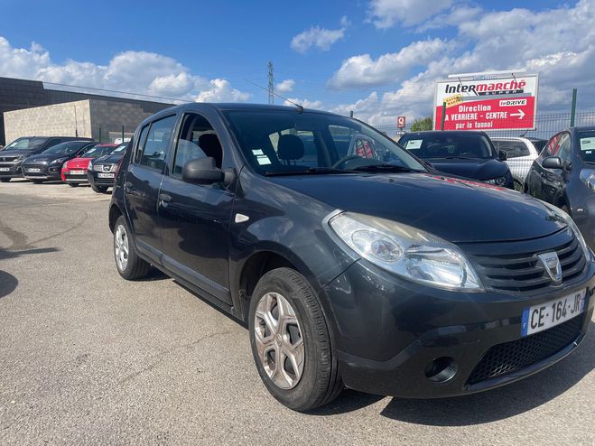 Dacia Sandero 1.4 MPI 75 AMBIANCE Gris fonc de 2008
