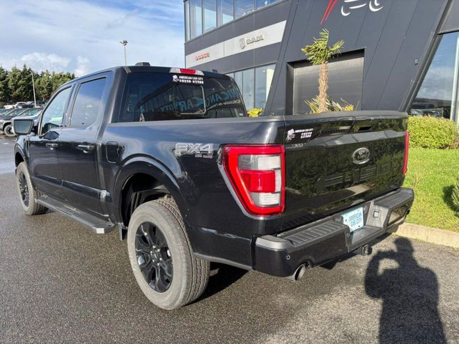 Ford F150 Supercrew LARIAT Black Package V8 5.0L F Noir de 2023