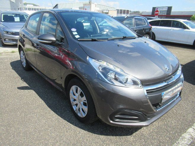 Peugeot 208 1.2 82ch BVM5 Active Gris Fonc de 2017