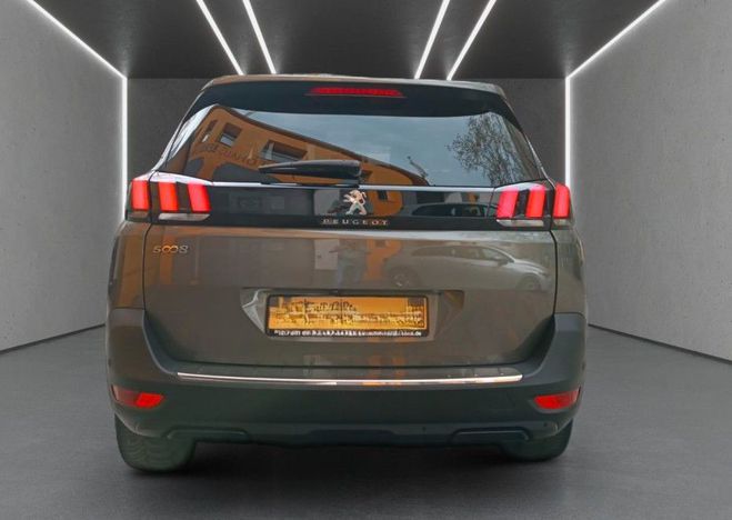 Peugeot 5008 II 2.0 BlueHDi 180 S&S Allure EAT8 / 7 p gris mtal de 2019