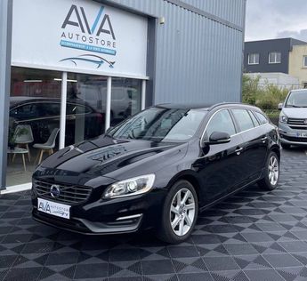  Voir détails -Volvo V60 T3 150ch Momentum Powershift à Gouesnou (29)