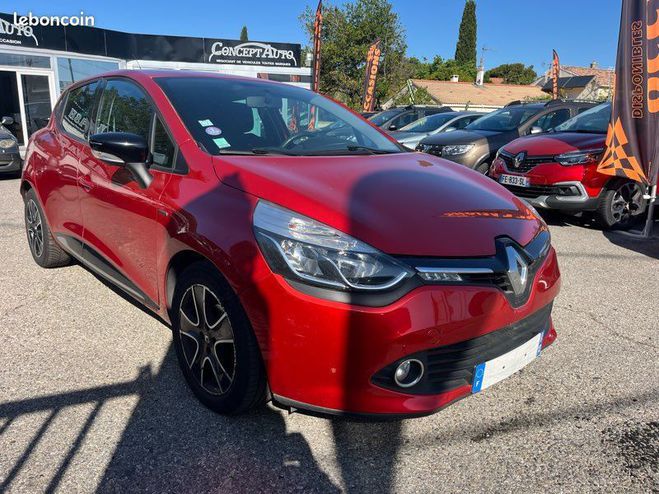 Renault Clio iv 90 cv tce limited Rouge de 2016
