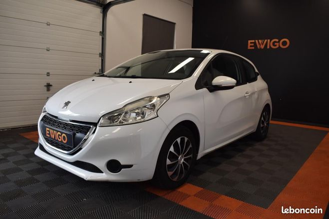 Peugeot 208 GENERATION-I 1.0 VTI 68ch LIKE REVISION  Blanc de 2014