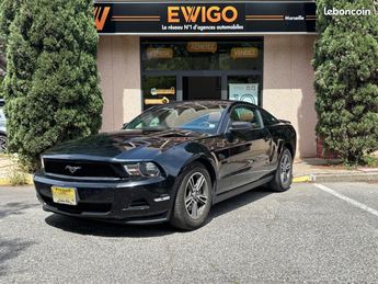  Voir détails -Ford Mustang FASTBACK V6 3.7L 305CH ORIGINE USA à Marseille (13)
