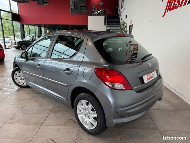 Peugeot 207 1.4 VTi 95cv PREMIUM-2009 Gris de 2009