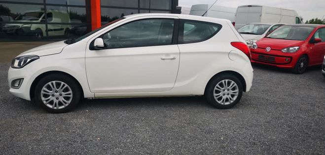 Hyundai I20 1.4 CRDI 90 CV BLANC de 2014