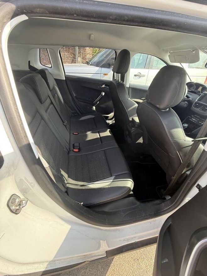 Peugeot 2008 1.2 100 CV ALLURE  de 2018