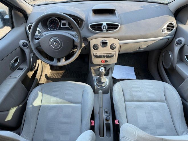 Renault Clio III 1.2i 100cv Dynamique 2e main Beige de 2009