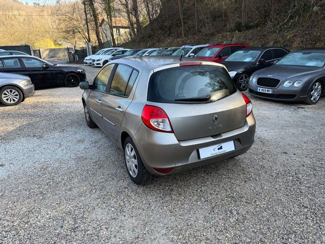 Renault Clio III 1.2i 100cv Dynamique 2e main Beige de 2009