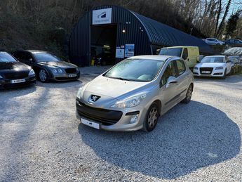  Voir détails -Peugeot 308 1.6 HDi 110cv Confort 2e main à Sathonay-Camp (69)