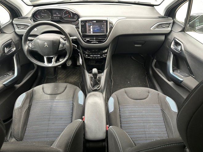Peugeot 208 1.6 HDI 92cv Allure 3me Main Noir de 2012