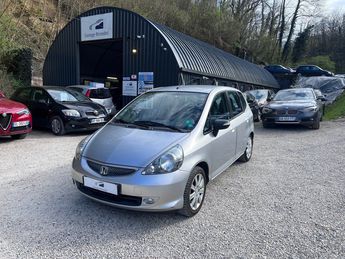  Voir détails -Honda Jazz 1.4 DSI 83cv BVA à Sathonay-Camp (69)