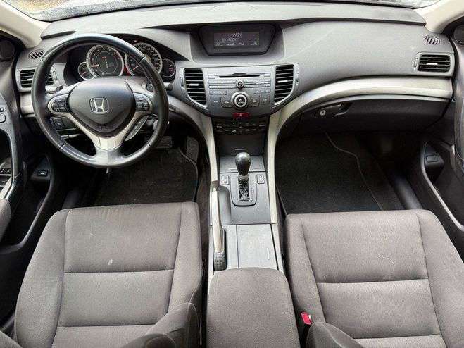Honda Accord 2.0 i-VTEC 156cv BVA Elegance 2e main Blanc de 2009