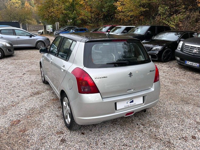 Suzuki Swift 1.3 VVT-i 93cv Limited 3me main Gris de 2009