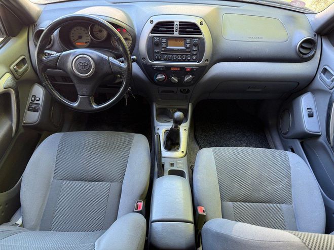 Toyota RAV 4 II 2.0 D-4D 4WD 115cv VX Gris de 2002