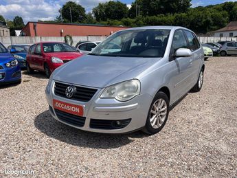  Voir détails -Volkswagen Polo 1.2 70CH à Darntal (76)