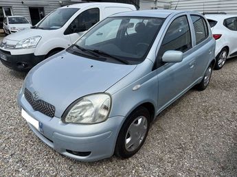  Voir détails -Toyota Yaris 85 VVT-i Sol 5p à Saint-Priest (69)