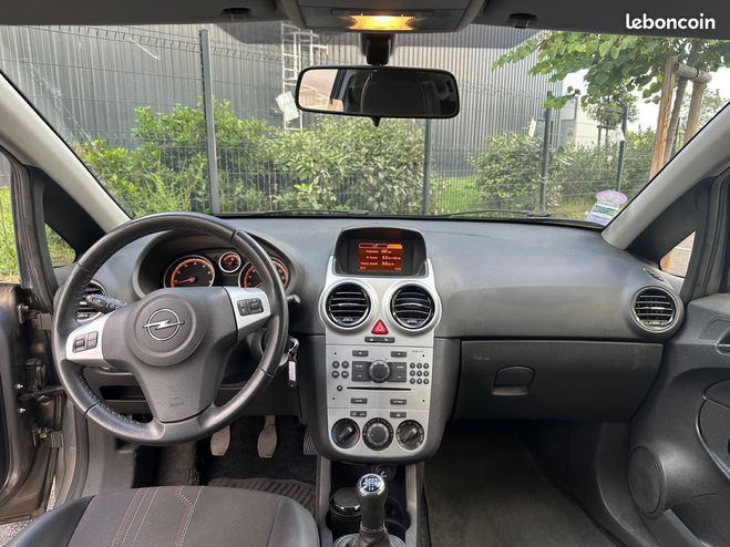 Opel Corsa D 3 Portes 1.2 Twinport 85ch 12 MOIS GAR Gris de 2012