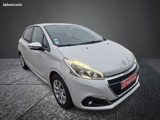 Peugeot 208 Urban Soul 2015 Crit'Air 1 152500km Blanc de 2015