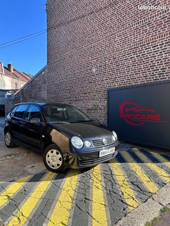  Voir détails -Volkswagen Polo 1,2i à Douai (59)